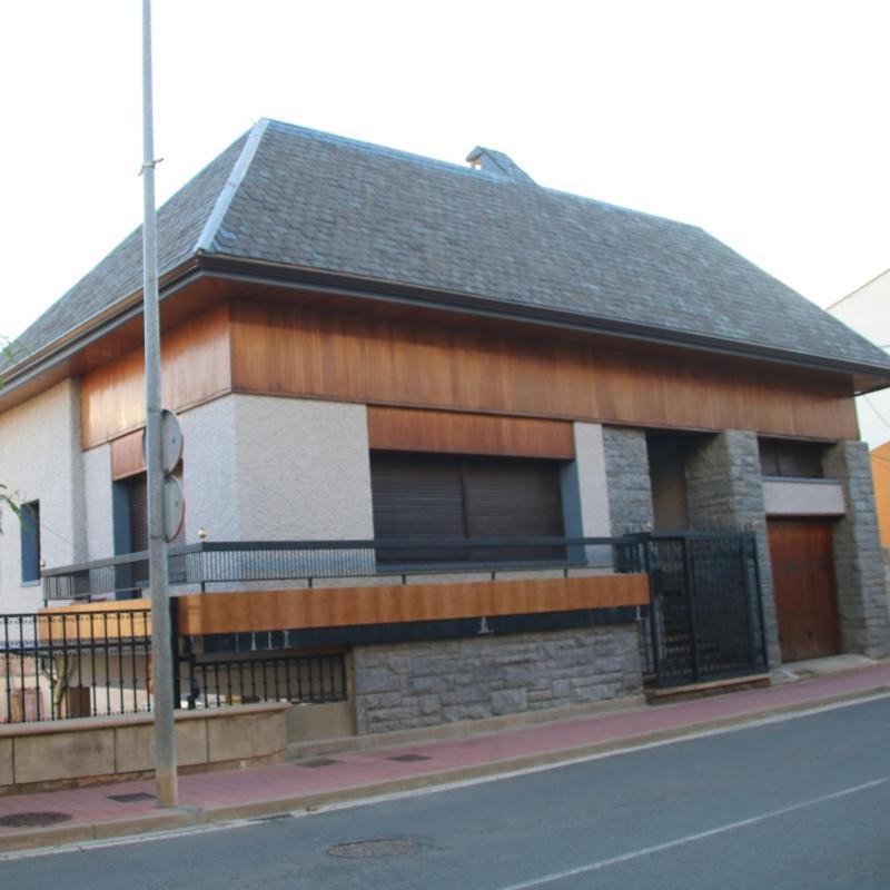 Hostal Burgales Milagro Esterno foto